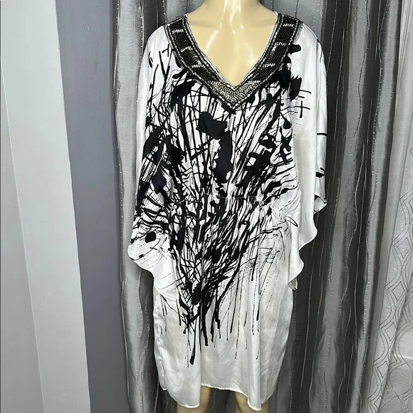 Black and White Abstract Kaftan Dress Sz16 - Picture 1 of 5